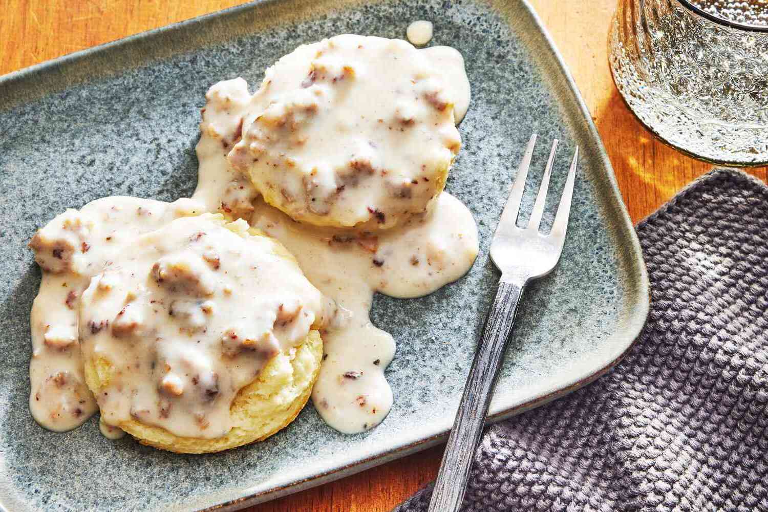 Hearty Biscuits & Gravy Combo